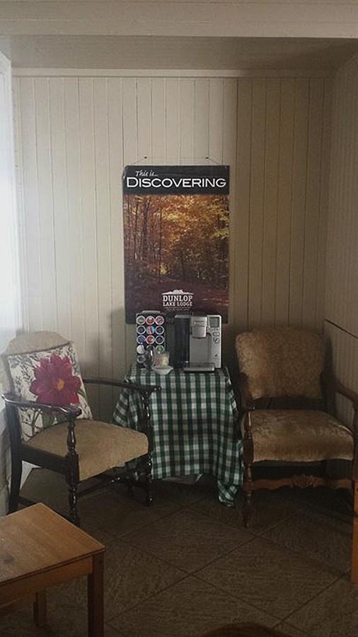 Dunlop Lake Lodge Elliot Lake エクステリア 写真